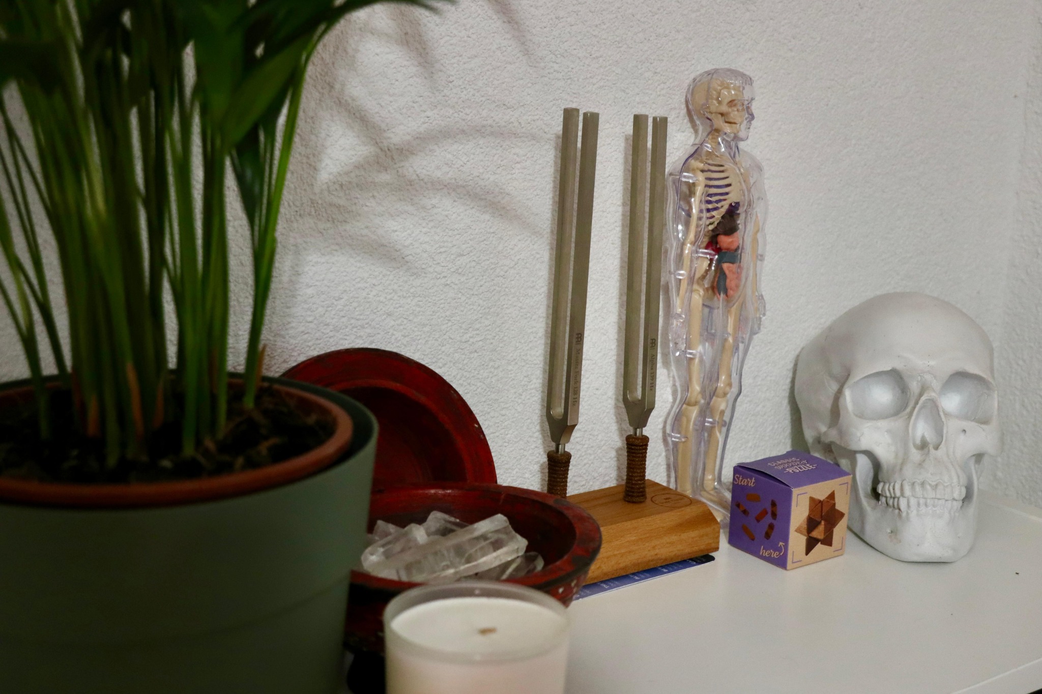 Diapasons thérapeutiques et supports anatomiques au cabinet Althéa Santé